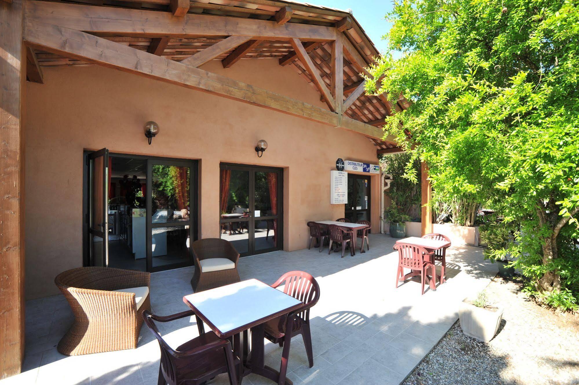 Hotel Au Relais De Trans Ντραγκινιάν Εξωτερικό φωτογραφία
